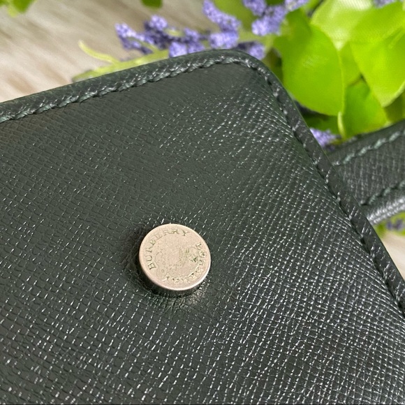 Burberry Clutch - Picture 10 of 14